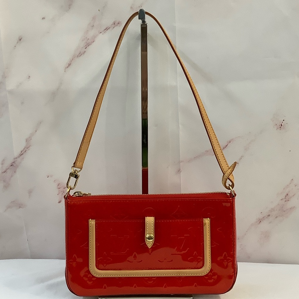 GUC Louis Vuitton Red Vernis Mallory Square Handbag